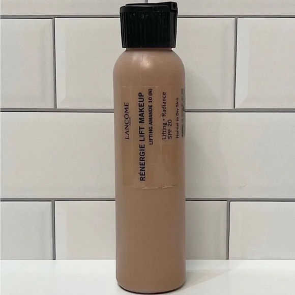 Lancôme Lifting Amande 10 (N) Renergie Lift Makeup Foundation
